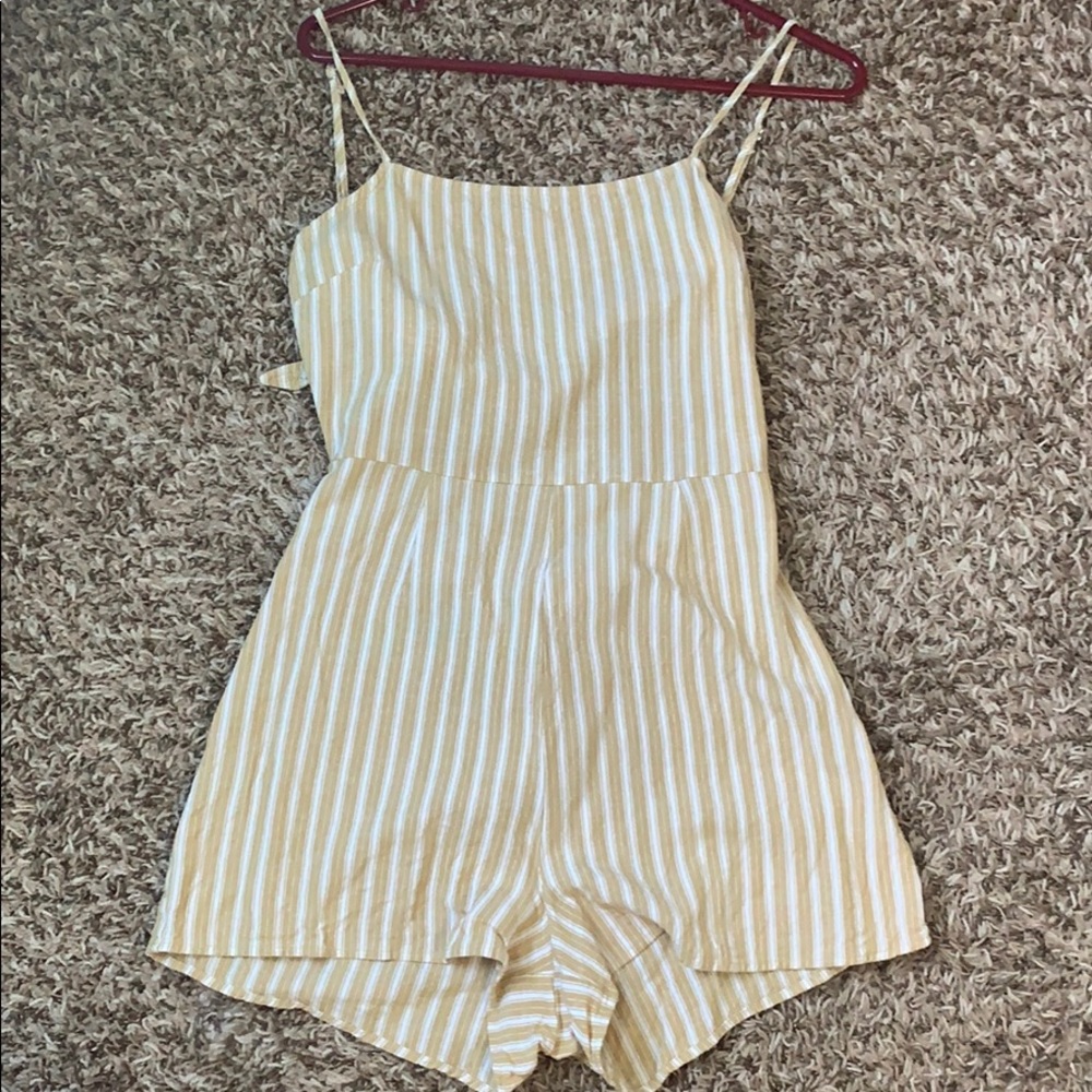 Pac sun yellow romper